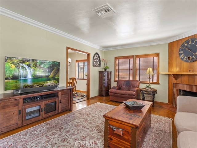Detail Gallery Image 17 of 61 For 331 Allen Ave, Glendale,  CA 91201 - – Beds | – Baths