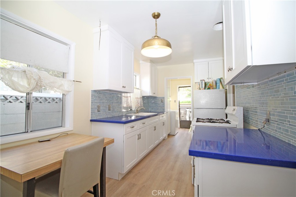 304 W Markland Drive
