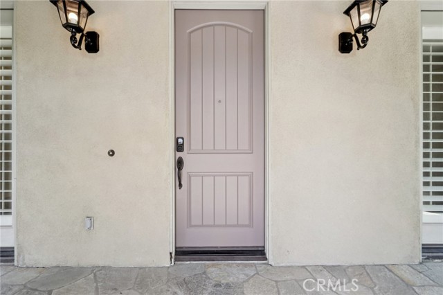 27 Antique Rose, Irvine CA: https://media.crmls.org/medias/0136d081-0229-4859-abc0-9e9c9d1042ed.jpg
