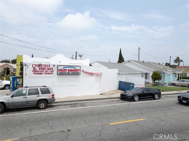 8506 Santa Fe Avenue, Huntington Park CA: https://media.crmls.org/medias/013736cc-1384-49b4-bdf8-fa3e2da03436.jpg