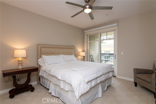 Detail Gallery Image 18 of 41 For 305 Caruso, Glendale,  CA 91210 - 2 Beds | 3 Baths