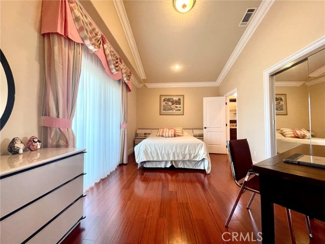 2504 Clark Lane, Redondo Beach, California 90278, 5 Bedrooms Bedrooms, ,4 BathroomsBathrooms,Residential,Sold,Clark,WS22186998