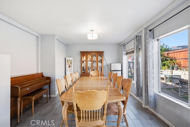 Detail Gallery Image 15 of 41 For 1216 Lilac Ridge Dr, Perris,  CA 92571 - 4 Beds | 2/1 Baths