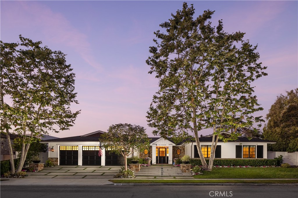 2000 Kewamee Drive, Corona del Mar, CA 92625