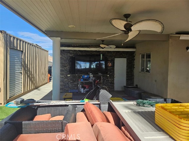 Detail Gallery Image 10 of 16 For 19263 Easton, Rialto,  CA 92376 - 3 Beds | 1/1 Baths