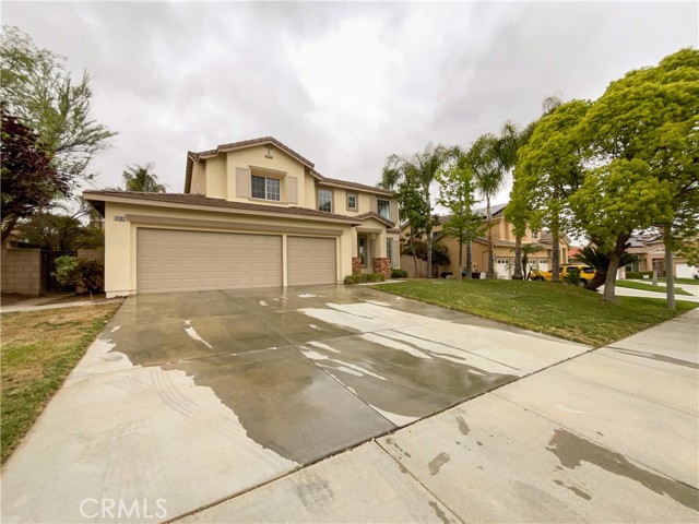 Detail Gallery Image 1 of 19 For 31187 Mystic Ln, Menifee,  CA 92584 - 4 Beds | 3 Baths