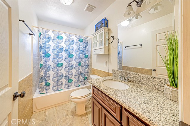 Detail Gallery Image 7 of 9 For 9163 8th Ave, Hesperia,  CA 92345 - 3 Beds | 2 Baths