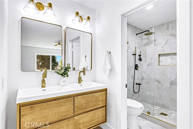 17562 Vandenberg Lane, Tustin CA: https://media.crmls.org/medias/013a002a-3eb5-4c95-a8ee-b6112afbebb9.jpg