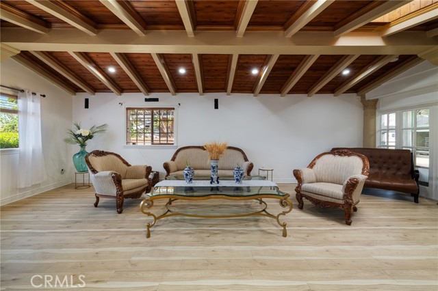 1729 W 51st Place, Los Angeles CA: https://media.crmls.org/medias/013a435f-66a3-4e30-a28f-aca7eeaa02fc.jpg
