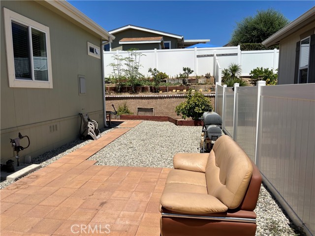 15455 Glenoaks Boulevard, 51 photo 5