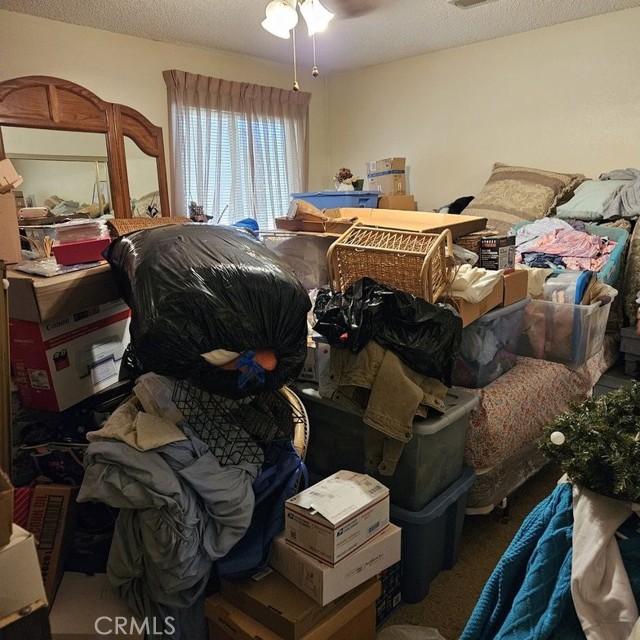 15921 Sultana Street, Hesperia CA: https://media.crmls.org/medias/013ab75f-7865-437d-81d9-7131ddd99704.jpg