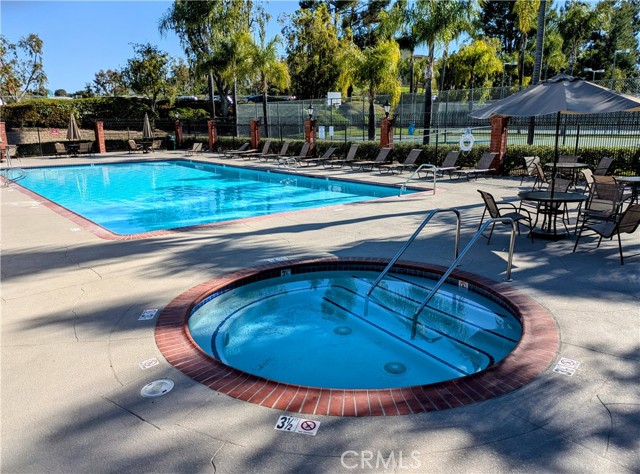 Detail Gallery Image 39 of 43 For 21136 Avenida Magnifica #55,  Lake Forest,  CA 92630 - 2 Beds | 2/1 Baths