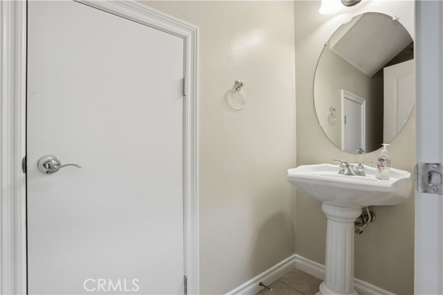 Image 17 of 63 For 24089 Golden Mist