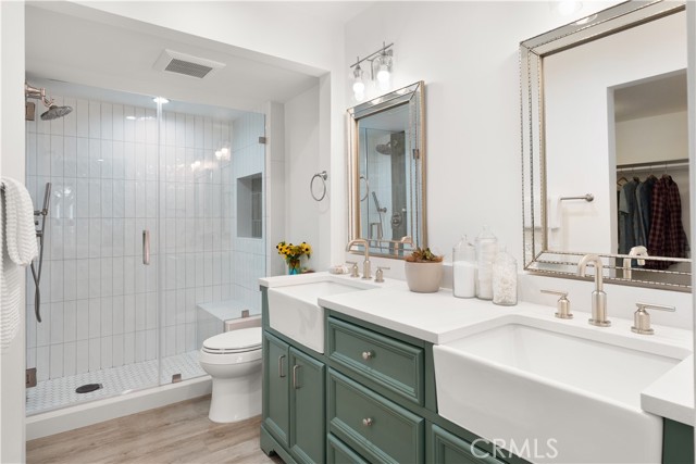 1425 E 2nd Street, Long Beach CA: https://media.crmls.org/medias/013d268e-fc89-44e6-8e65-57922684eade.jpg