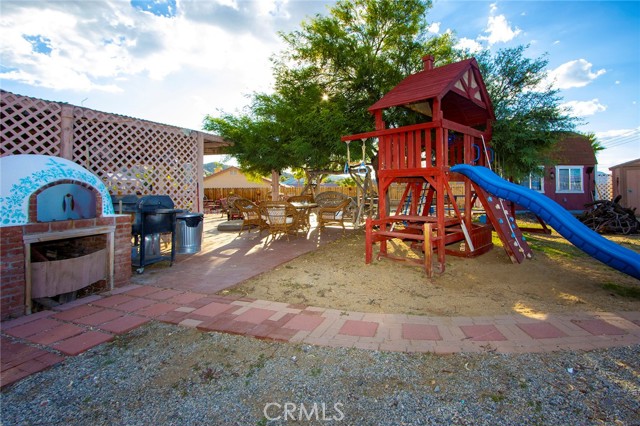 Detail Gallery Image 3 of 45 For 8516 Juarez Ct, Yucca Valley,  CA 92284 - 3 Beds | 2 Baths