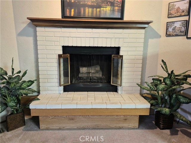 13381 Magnolia Avenue, Corona CA: https://media.crmls.org/medias/013f01e2-fb9c-4d99-941f-1a9602838d0a.jpg