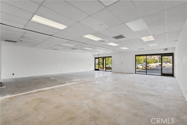 28200 Bouquet Canyon Rd, Saugus (santa Clarita), California 91350, ,Commercial Lease,For Rent,28200 Bouquet Canyon Rd,CRSR25009283