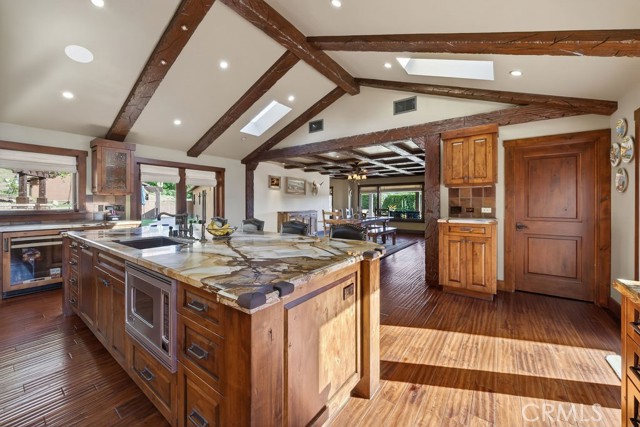 Detail Gallery Image 20 of 64 For 11159 Mcvine, Sunland,  CA 91040 - 4 Beds | 4 Baths