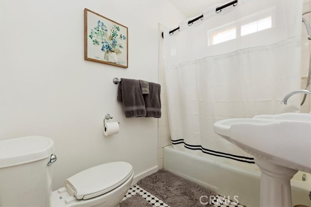 Image 17 of 32 For 3728 Rosewood Place