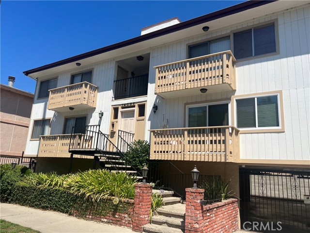 Detail Gallery Image 1 of 1 For 14007 Milbank St #5,  Sherman Oaks,  CA 91423 - 2 Beds | 2 Baths