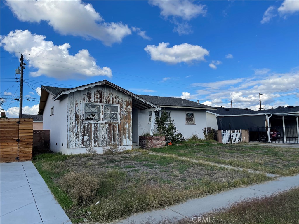 1145 Sandsprings Drive, La Puente, CA 91746
