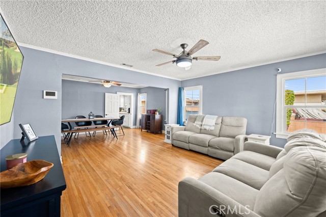 Detail Gallery Image 2 of 17 For 13752 Bentongrove Dr, Whittier,  CA 90605 - 2 Beds | 1 Baths