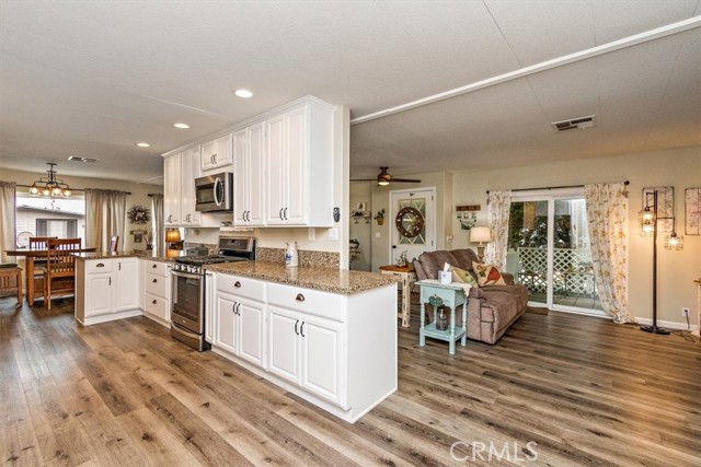 209 Pollock Lane photo 3