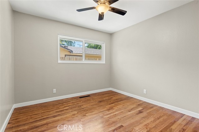 965 E 1st Avenue, Chico CA: https://media.crmls.org/medias/01445f7a-75af-4e4f-a296-89ab73bda234.jpg
