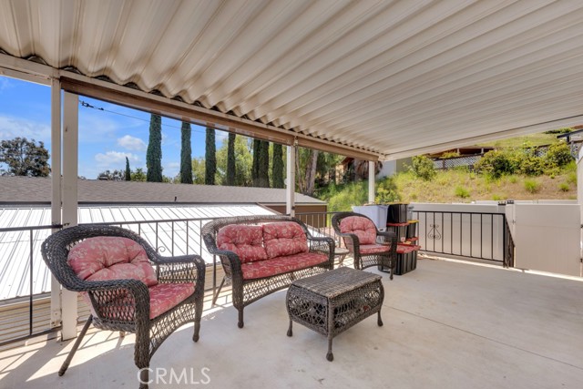 24425 Woolsey Canyon Road, West Hills CA: https://media.crmls.org/medias/0144820e-02fe-4800-9f1b-e8da2b718ae3.jpg