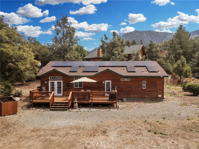 2105 Zermatt Drive, Pine Mountain Club CA: https://media.crmls.org/medias/0144befa-e30d-48ed-8928-36161ba05df6.jpg
