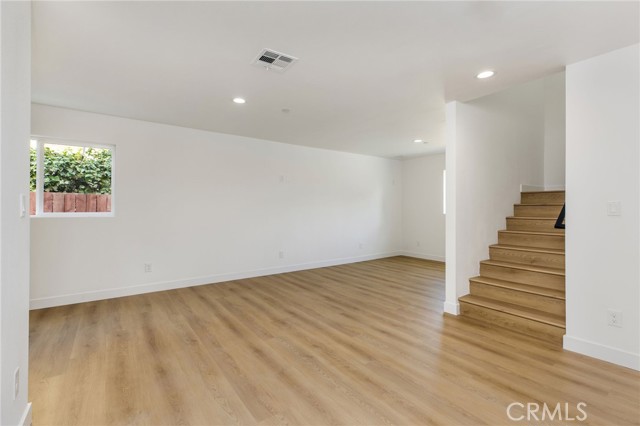 Detail Gallery Image 8 of 21 For 9613 S Hobart Bld, Los Angeles,  CA 90047 - – Beds | – Baths
