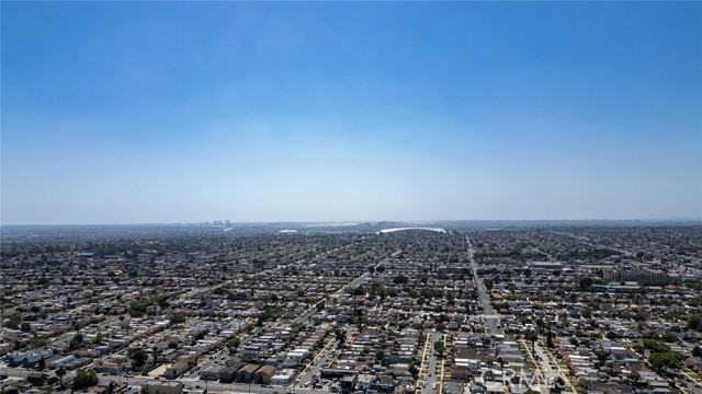 1223 W 90th Street, Los Angeles CA: https://media.crmls.org/medias/0144d317-7923-431d-8e5c-4d6ac0121350.jpg