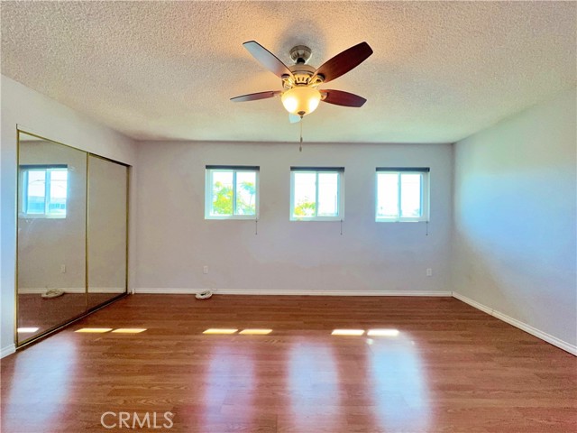 Detail Gallery Image 28 of 50 For 4177 Manhattan Beach Blvd., Lawndale,  CA 90260 - 3 Beds | 3 Baths