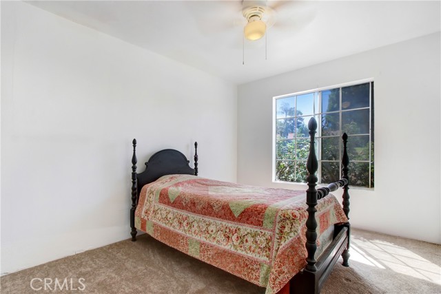 21703 Corso Alto Avenue, Nuevo CA: https://media.crmls.org/medias/01458a63-8f16-4b54-a164-df067c1e267e.jpg