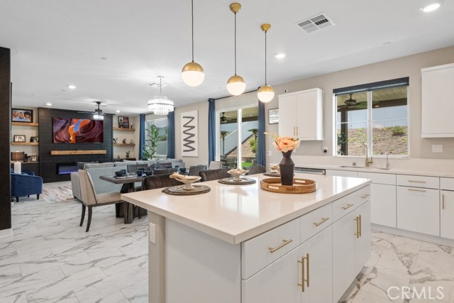 Detail Gallery Image 5 of 26 For 30685 White Pines Dr, Menifee,  CA 92584 - 4 Beds | 3 Baths