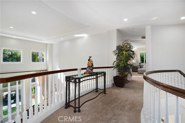 Detail Gallery Image 31 of 59 For 19134 Briarfield Way, Tarzana,  CA 91356 - 6 Beds | 7/1 Baths