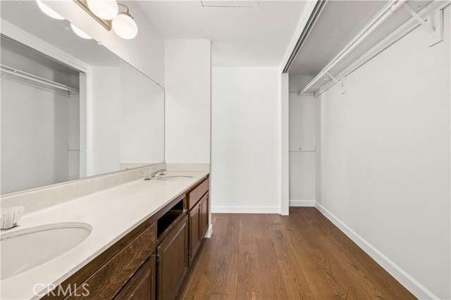 22526 Napa St, West Hills CA: https://media.crmls.org/medias/0147d8c3-aa70-431b-a52e-19b49b5e523f.jpg