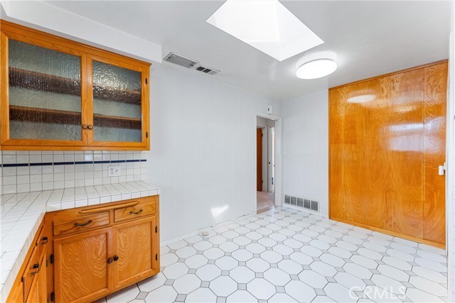 Detail Gallery Image 18 of 39 For 1106 Hollydale Dr, Fullerton,  CA 92831 - 4 Beds | 2 Baths