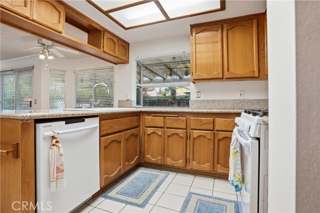 Detail Gallery Image 12 of 46 For 25497 Blackwood Rd, Murrieta,  CA 92563 - 4 Beds | 2/1 Baths