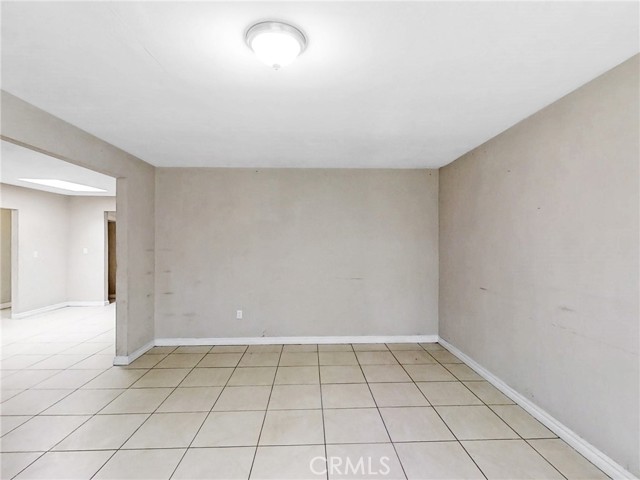 Detail Gallery Image 5 of 18 For 3629 Hope St, Huntington Park,  CA 90255 - 3 Beds | 1 Baths