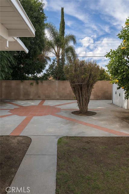 Detail Gallery Image 20 of 21 For 11256 Essex, Pomona,  CA 91766 - 3 Beds | 1/1 Baths