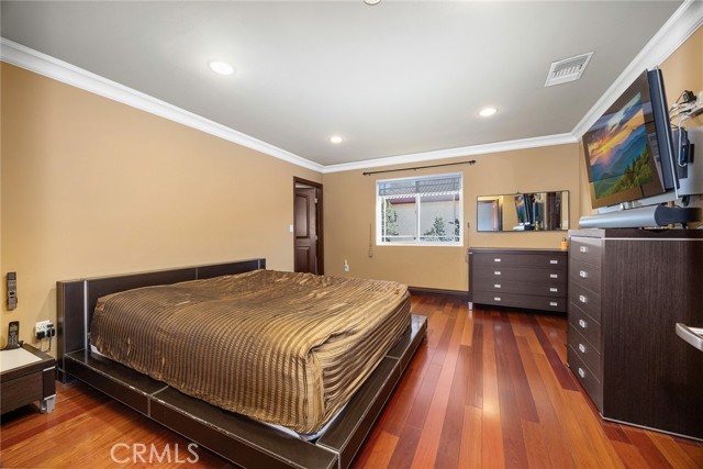 Detail Gallery Image 29 of 63 For 10610 Oak Tree Way, Sunland,  CA 91040 - 5 Beds | 4 Baths