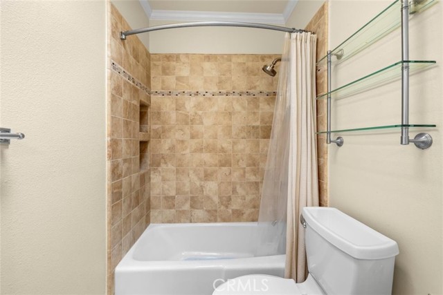 2000 Voorhees Avenue, Redondo Beach, California 90278, 3 Bedrooms Bedrooms, ,2 BathroomsBathrooms,Residential,Sold,Voorhees,SB23026527