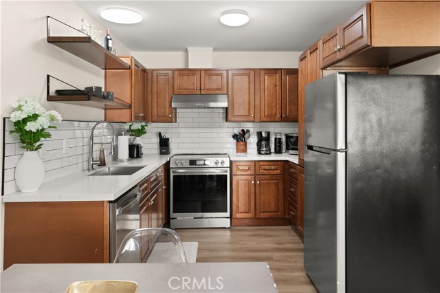 341 Carriage Drive, Santa Ana CA: https://media.crmls.org/medias/014d2c0c-def9-4933-9162-50f460676671.jpg