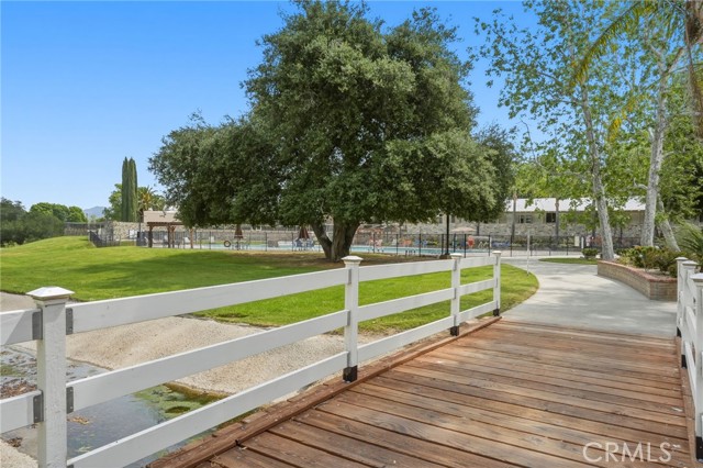 Detail Gallery Image 43 of 47 For 19237 Avenue of the Oaks #B,  Newhall,  CA 91321 - 2 Beds | 1 Baths