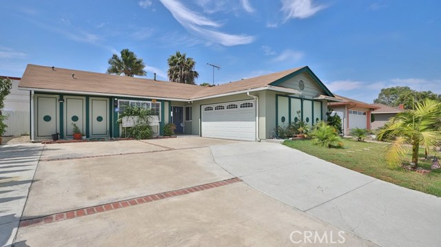 14951 Sabre Ln, Huntington Beach, CA 92647