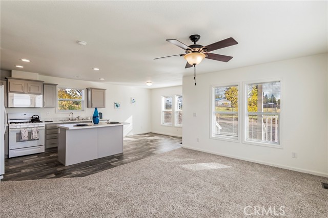 5195 Bennett Road, Paradise CA: https://media.crmls.org/medias/014e7d85-dc4b-454c-947c-bc3a284e228a.jpg