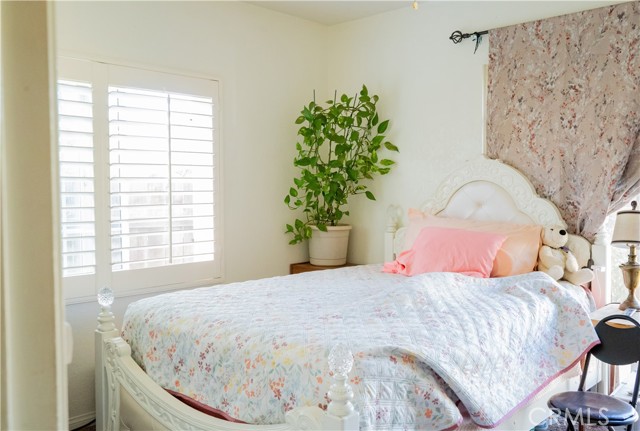 Detail Gallery Image 7 of 9 For 4831 Jurupa, Riverside,  CA 92504 - 2 Beds | 1 Baths