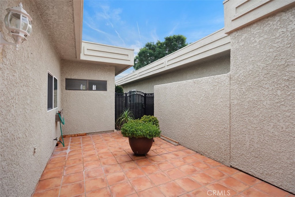 MLS #OC25131925 image #43