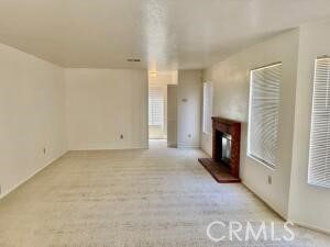 Detail Gallery Image 6 of 28 For 37733 Harvey St, Palmdale,  CA 93550 - 3 Beds | 3 Baths